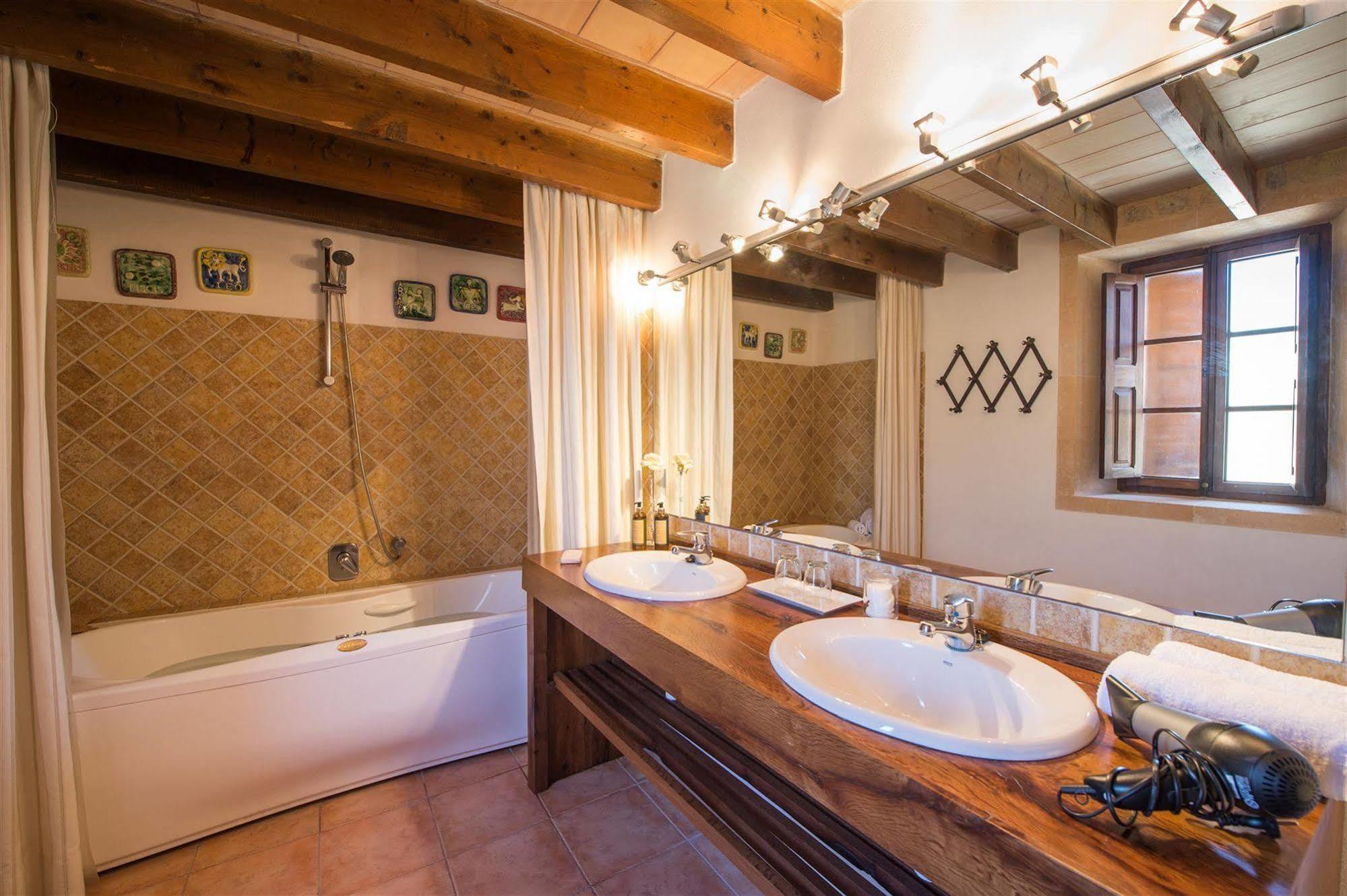 Hotel Rural Can Feliu Porreres Ngoại thất bức ảnh