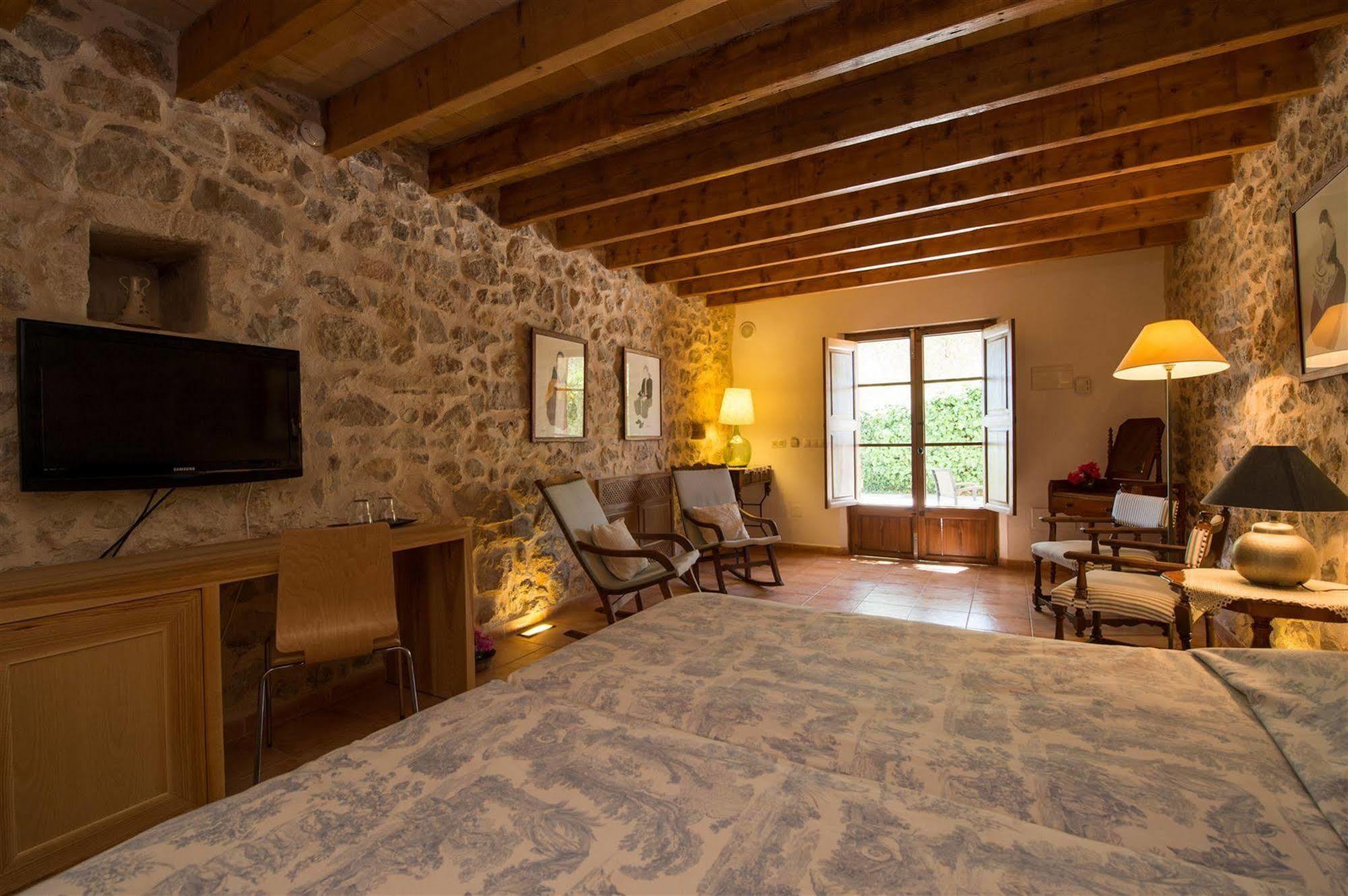 Hotel Rural Can Feliu Porreres Ngoại thất bức ảnh