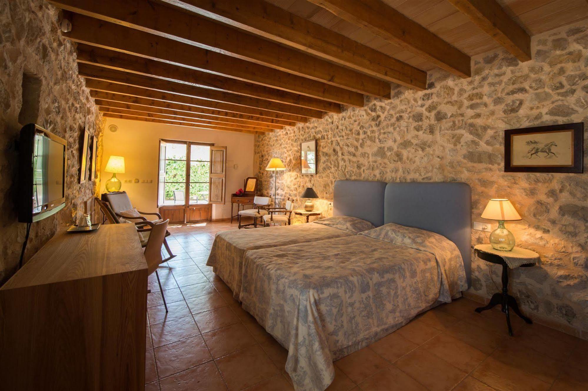 Hotel Rural Can Feliu Porreres Ngoại thất bức ảnh